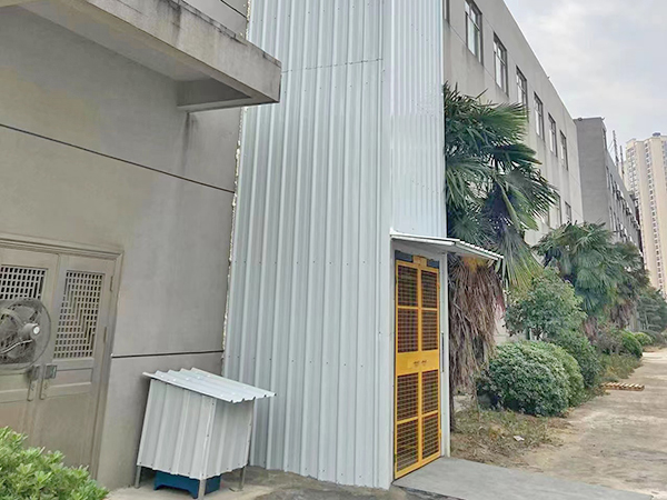 升降机如何提高工作效率以及节省使用成本?